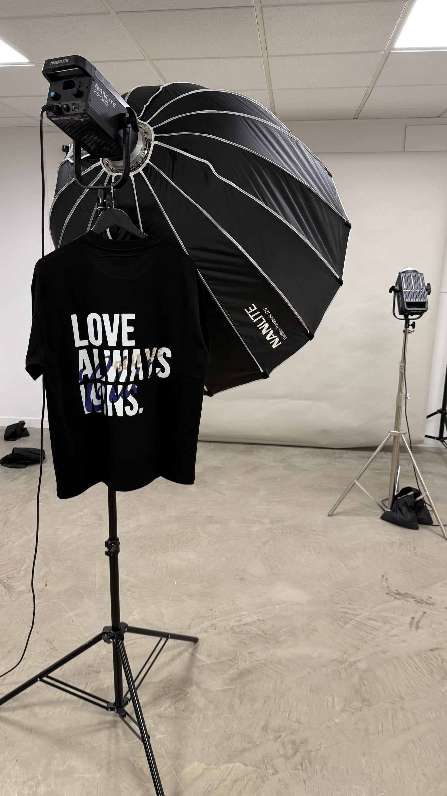 LAW Signature College Club T-shirt