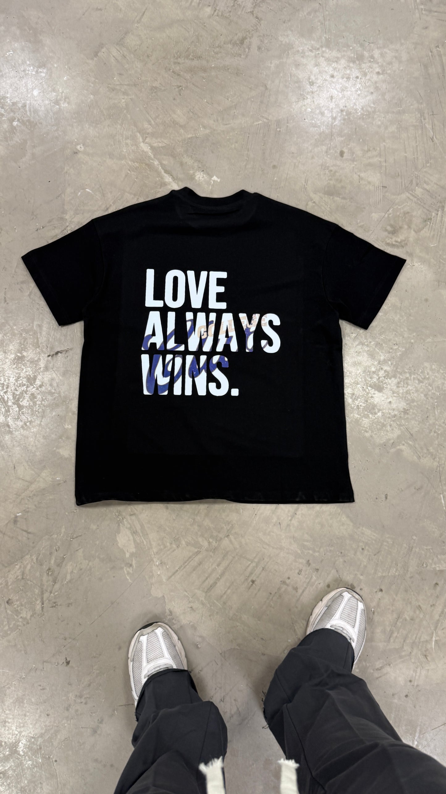 LAW Signature College Club T-shirt