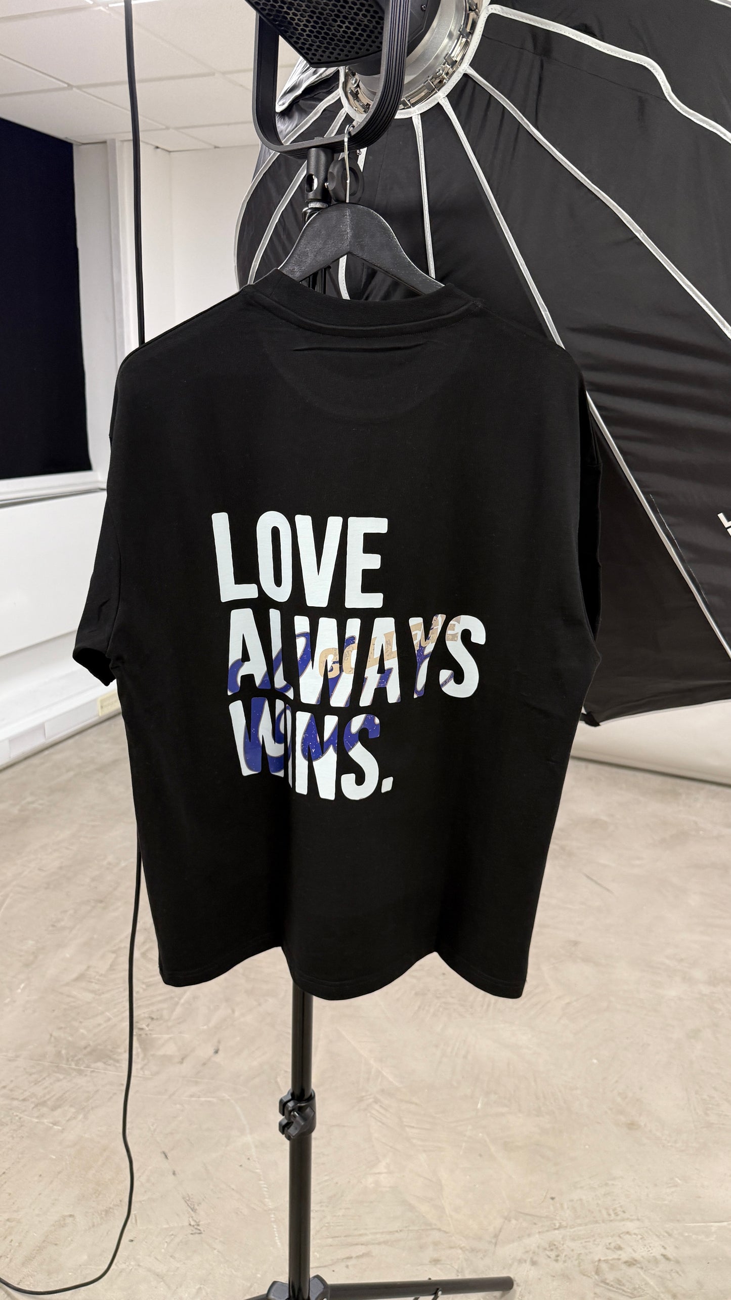 LAW Signature College Club T-shirt