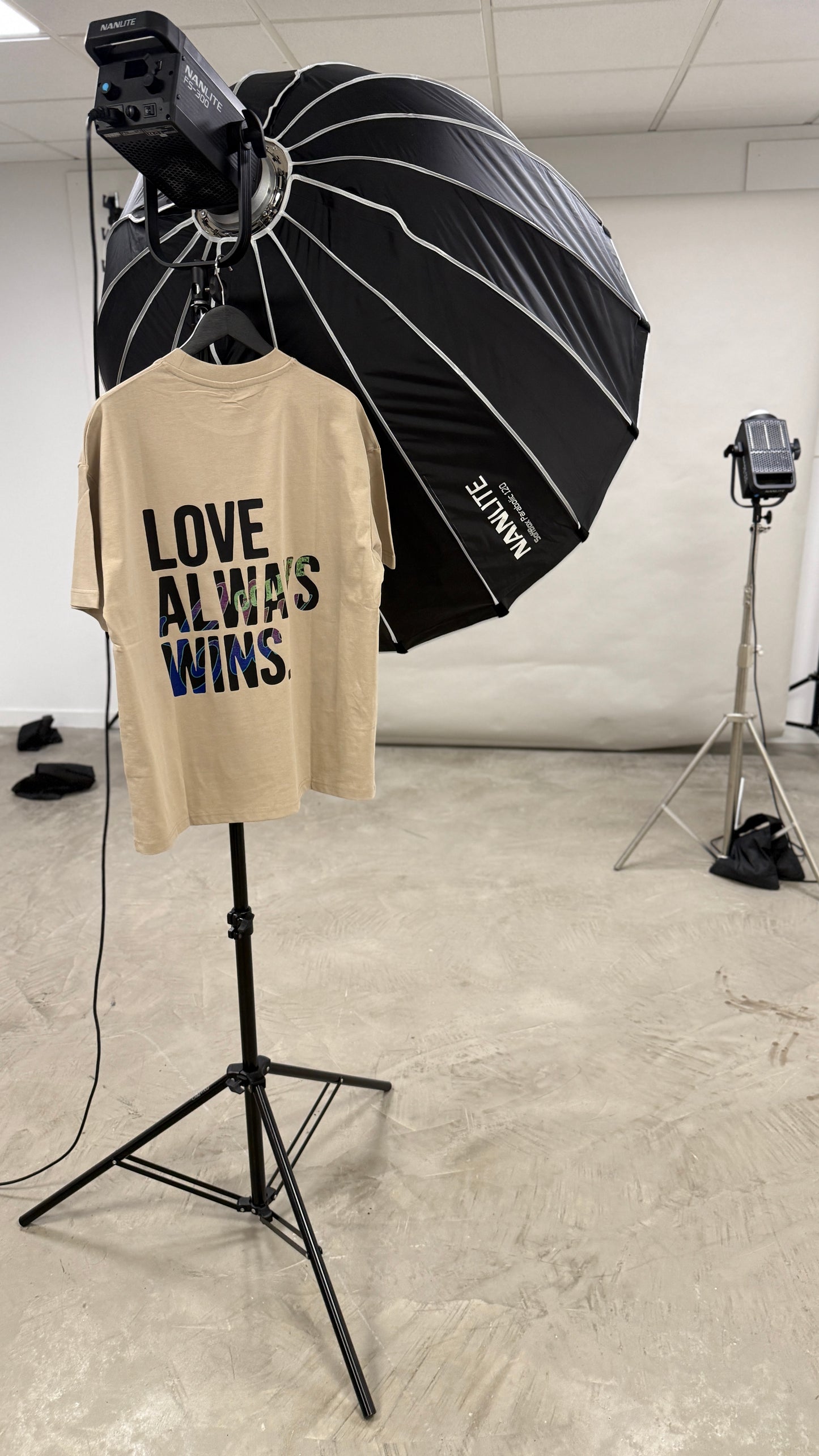 LAW Signature College Club T-shirt