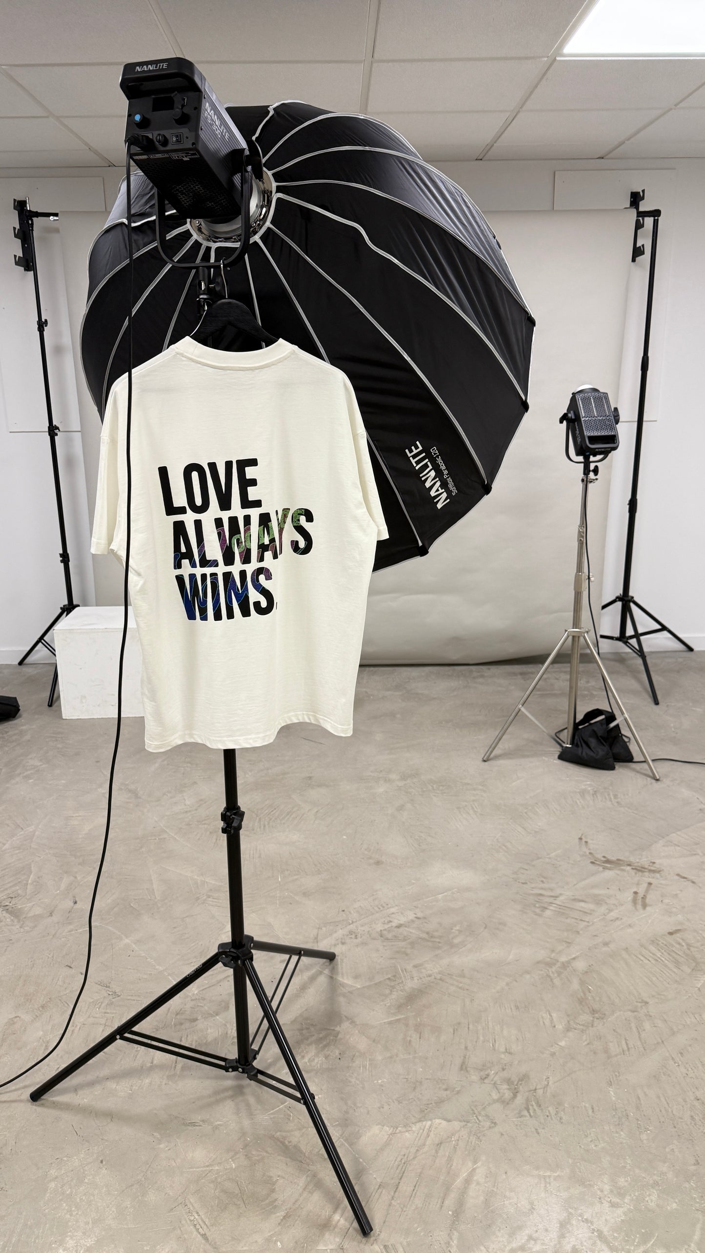 LAW Signature College Club T-shirt